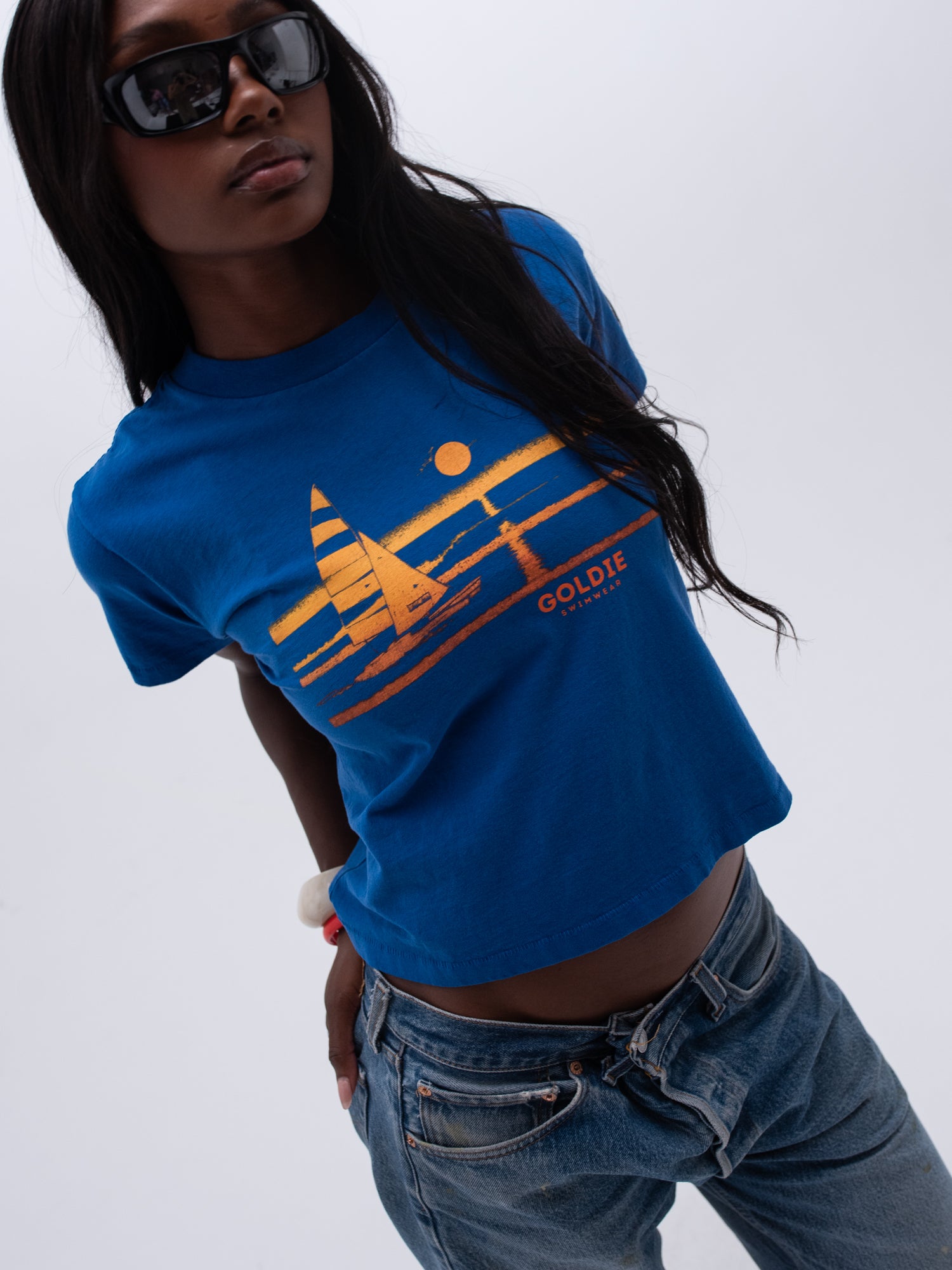 tourist tee / goldie sunset / blue