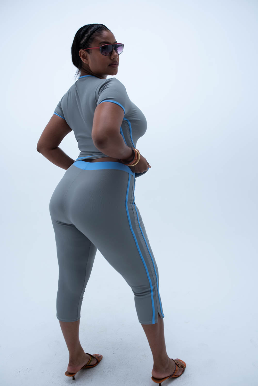 candice capri / grey + blue